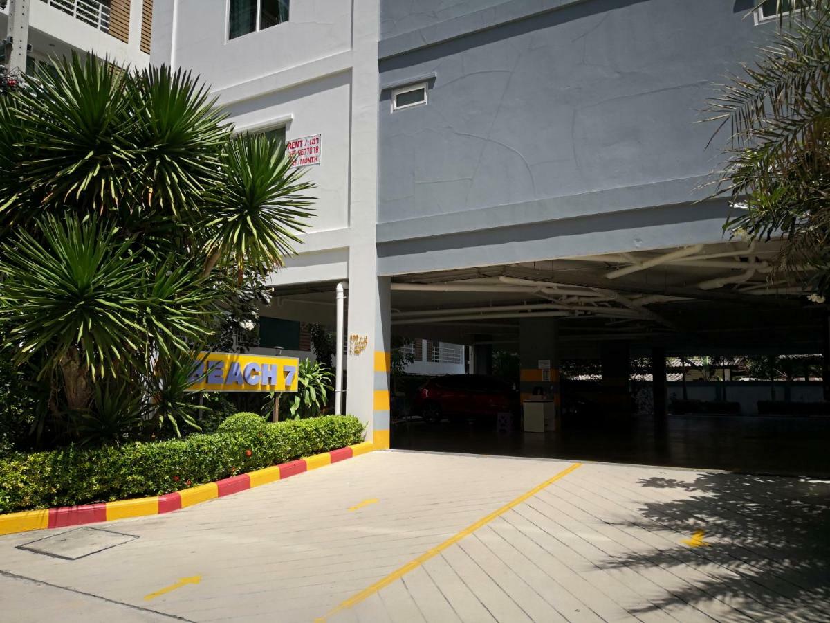 7 Condo, Pattaya Pangsapuri